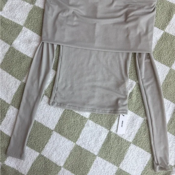 Joah Brown OFF THE SHOULDER LONG SLEEVE - Picture 6 of 6